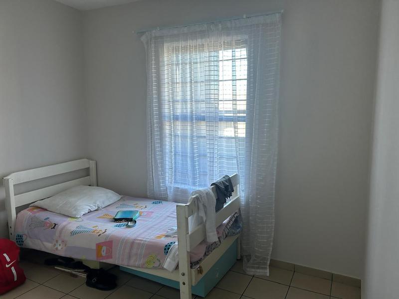 To Let 2 Bedroom Property for Rent in Lansdowne Western Cape